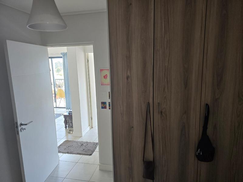 2 Bedroom Property for Sale in Gordons Bay Western Cape